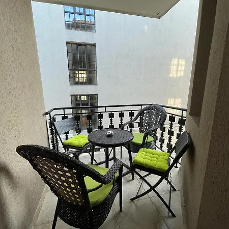 Apartment In The Cliff & **** Obzor