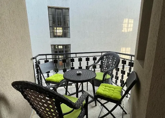 Apartment In The Cliff & **** Obzor